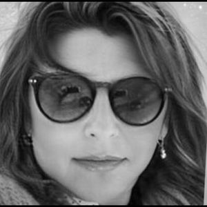 Meet your Posher, Claudia